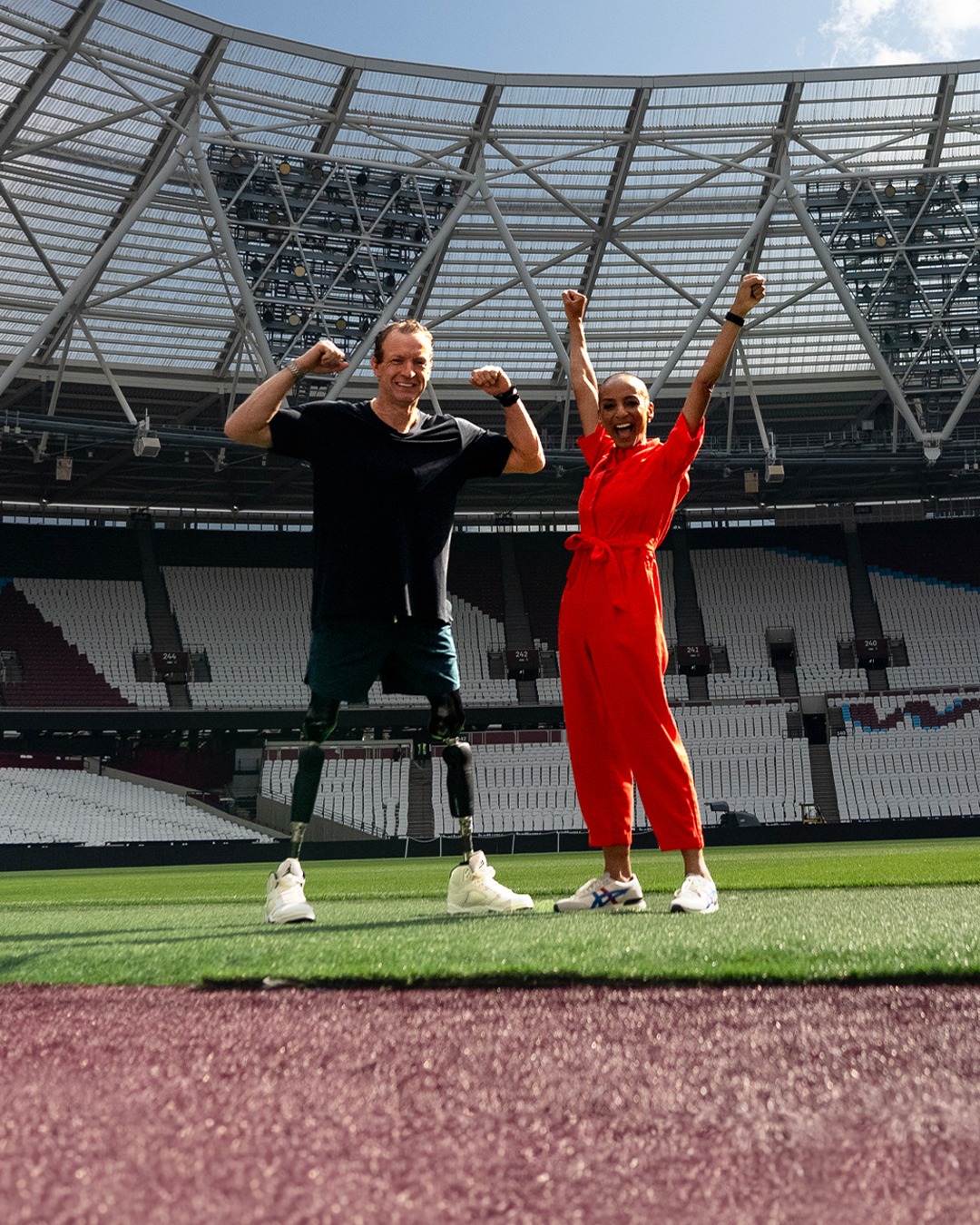 Richard Whitehead and Adele Roberts team up to champion inclusive running event at Olympic Park